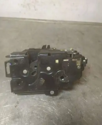 Seat Toledo II (1M) Front door lock C6X1837014H