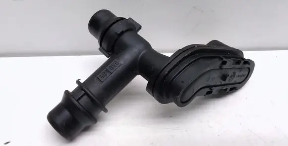 BMW X5 E53 Engine coolant pipe/hose 1438820