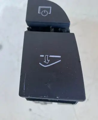 Audi A6 S6 C6 4F Glove box opening button 4F1927227B