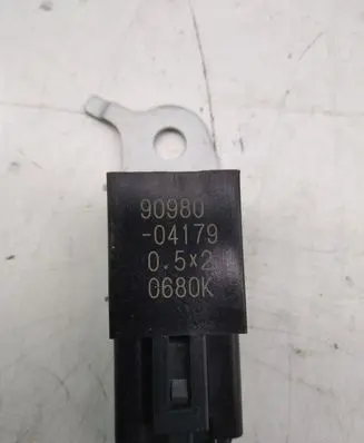 Toyota Avensis T270 Sensor 9098004179