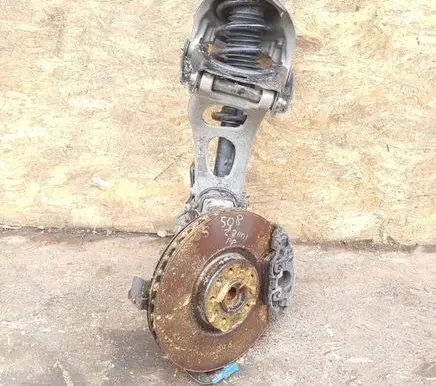 Peugeot 508 Front shock absorber/damper 000