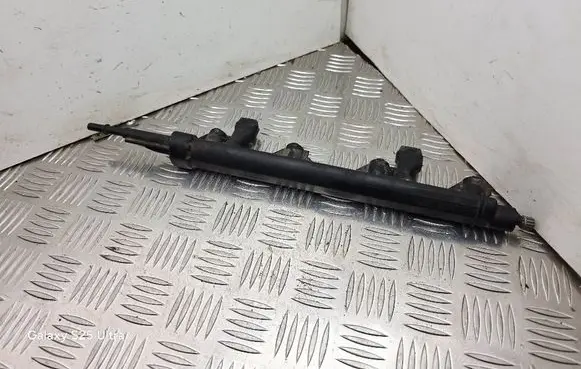 Mini One - Cooper Coupe R56 Fuel main line pipe V757564680 7575646