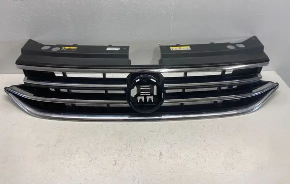 Volkswagen Tiguan Allspace Front grill 5NN853655D 5NA853655D