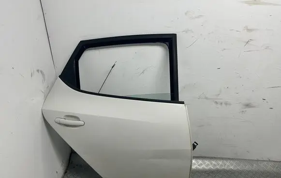 Seat Ibiza IV (6J,6P) Rear door