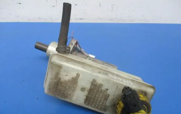 Seat Alhambra (Mk1) Master brake cylinder