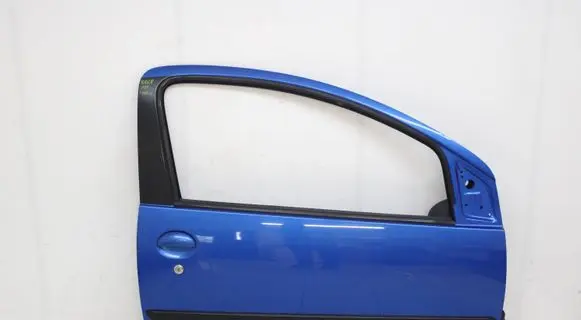 Peugeot 107 Front door