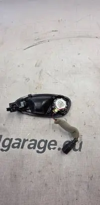 Seat Altea XL Front door interior handle 5P0837114 186004371