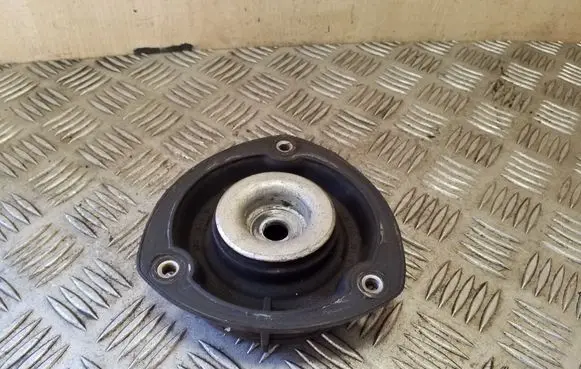 Volkswagen PASSAT B8 Other front suspension part 5Q0412331C