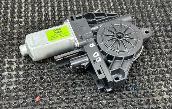 Dodge Durango III Rear door window regulator motor 931402103 111203 WR12746