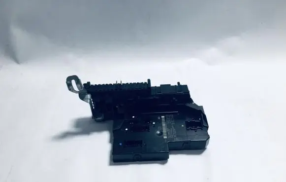 Mercedes-Benz C W204 SAM control unit A2049060205