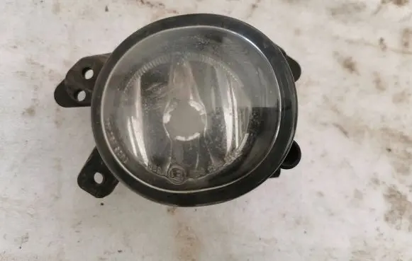 Mercedes-Benz B W245 Front fog light A2518200756 0305076001