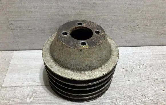 Bentley Mulsanne Water pump pulley 