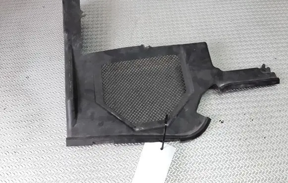 Audi A8 S8 D2 4D Other engine bay part 4D1819404C