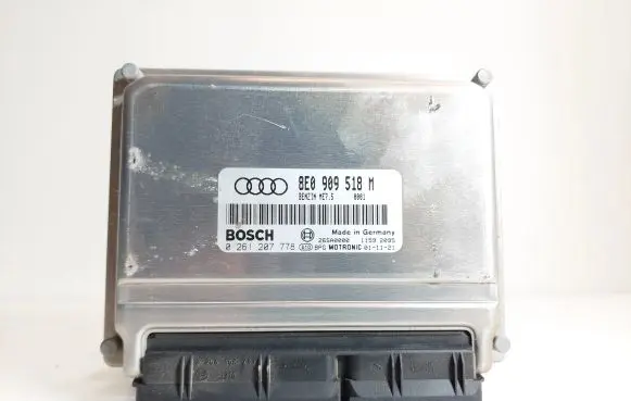 Audi A4 S4 B7 8E 8H Engine control unit/module 8E0907401M