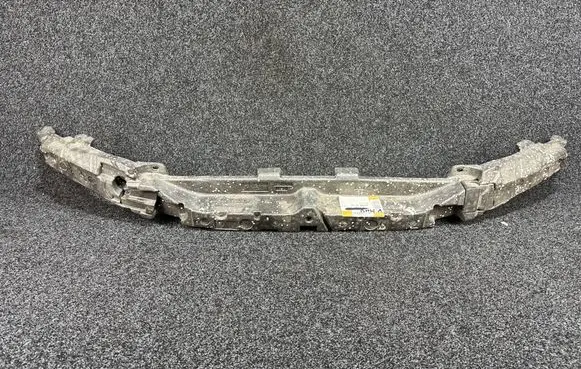 BMW 1 F40 Front bumper skid plate/under tray 8070942