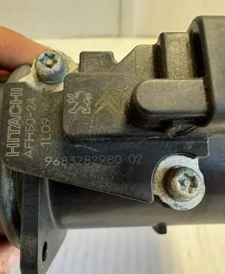 Peugeot 208 Mass air flow meter 9683282980