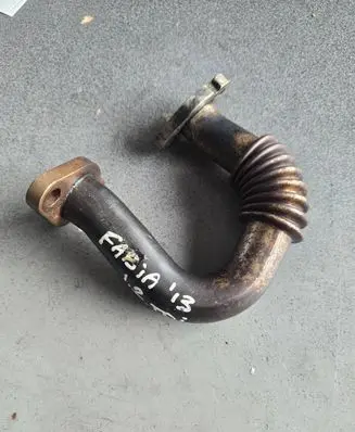 Skoda Fabia Mk2 (5J) EGR valve line/pipe/hose 03P131521B