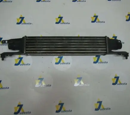Opel Corsa D Intercooler radiator 55702194
