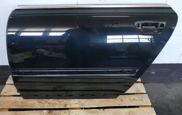 Audi A8 S8 D3 4E Rear door 4E0833553
