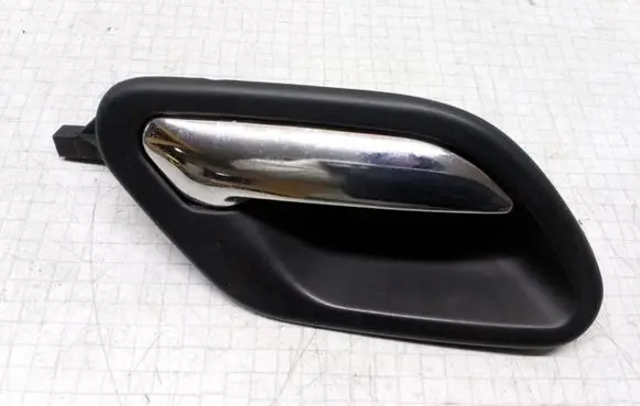 BMW 5 E39 Front door interior handle 8226050