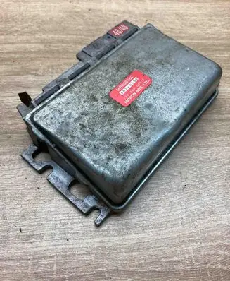 Mitsubishi Space Runner ABS control unit/module MB686562 4670556