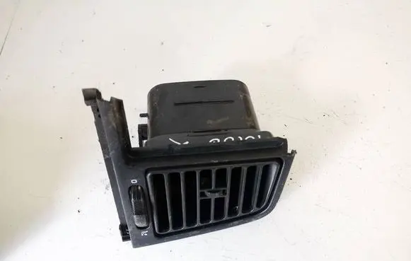 Volkswagen PASSAT B3 Dash center air vent grill 357819983