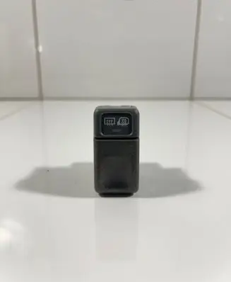 Volvo V70 Windscreen/window heater switch 9162952 98W36K