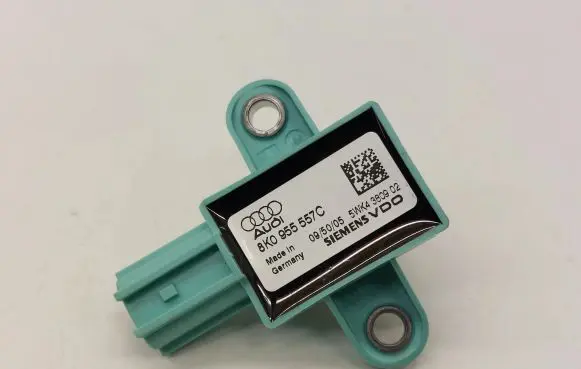 Audi A4 S4 B8 8K Airbag deployment crash/impact sensor 8K0955557C