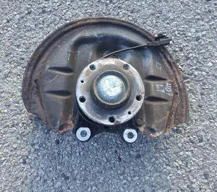 Peugeot 407 Stub axle 