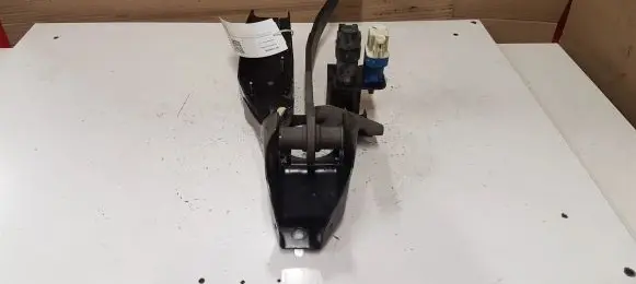 Ford Galaxy Brake pedal 6G922D094JE