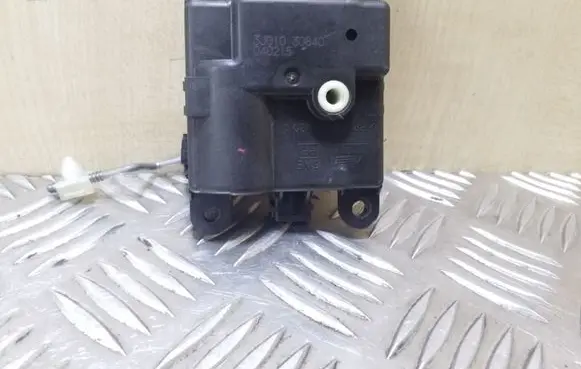 Nissan X-Trail T30 A/C air flow flap actuator/motor 3J01030840