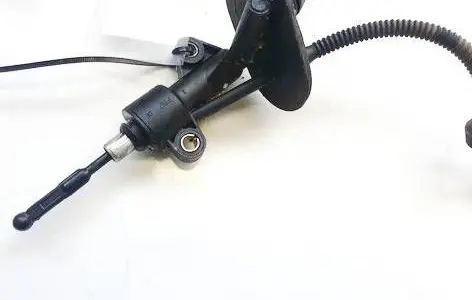 Opel Corsa D Clutch master cylinder 55190993