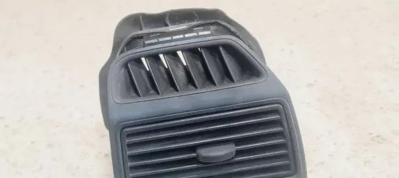 Fiat Punto (199) Dashboard side air vent grill/cover trim