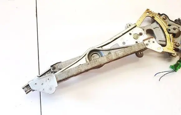 Subaru Outback Sliding door window regulator with motor