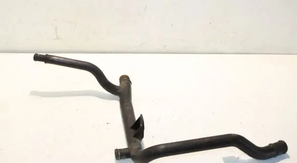 Volkswagen PASSAT B6 Engine coolant pipe/hose 03L121065A