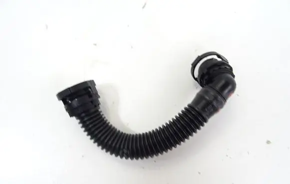 Audi A1 Breather hose/pipe 04L103493B