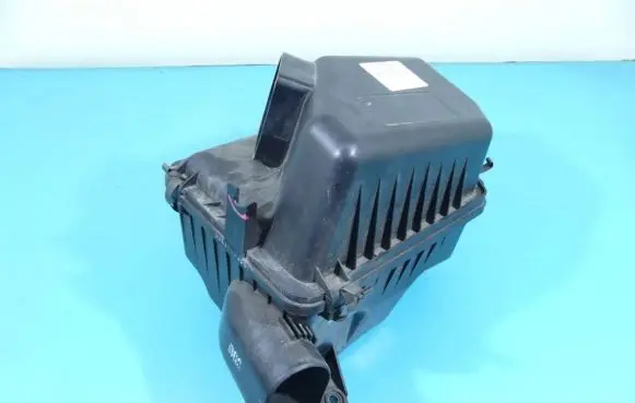 KIA Carens II Air filter box 281101D300 IMPRK1274259