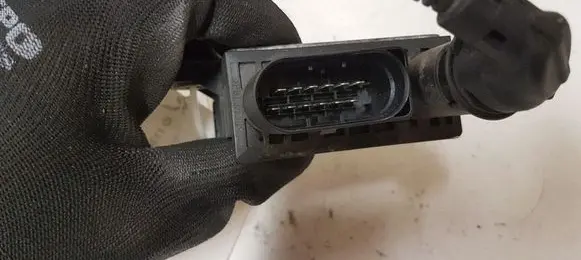 BMW 3 E90 E91 Glow plug pre-heat relay 779800006