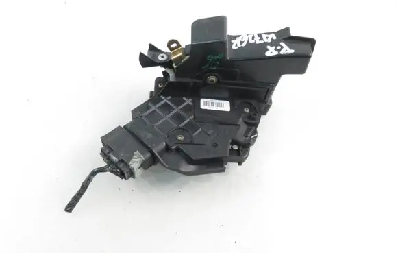 Ford Focus C-MAX Front door lock 