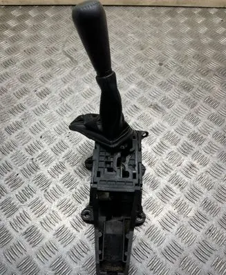 Toyota Land Cruiser (J120) Gear shifter/selector 