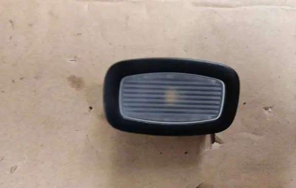 Mercedes-Benz E W213 Front seat light A0009069504 9051