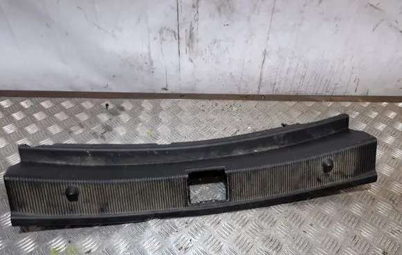 Mercedes-Benz E A207 Trunk/boot sill cover protection A2076900341
