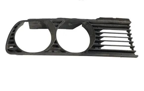BMW 3 E30 Under headlight/headlamp trim 1876092
