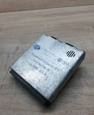 Audi 100 S4 C4 Engine control unit/module ECU 443919465A 5KH00413900