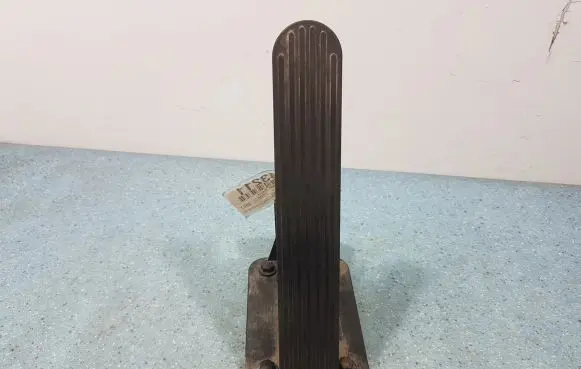 Smart ForTwo I Accelerator throttle pedal 0280752270