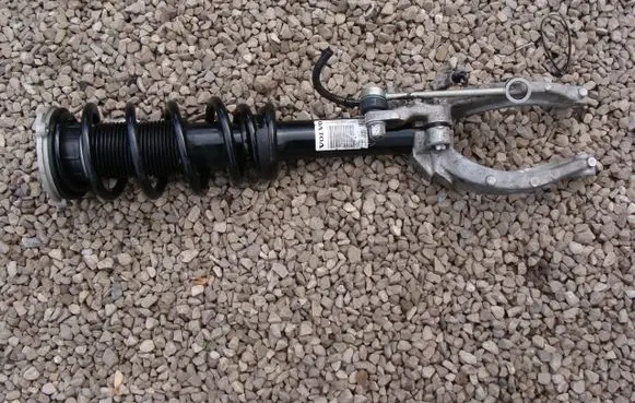 Volvo S90, V90 Front shock absorber/damper P31658002