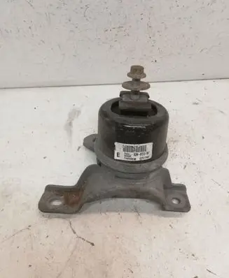 Volvo XC60 Engine mount bracket 8G9N6F012BB G2517002