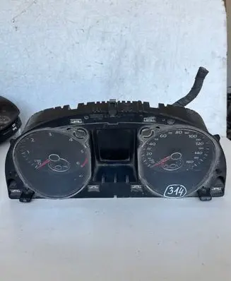 Volkswagen PASSAT B6 Speedometer (instrument cluster) 3C0920971R