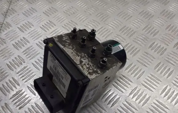 Peugeot 407 ABS Pump 15054001