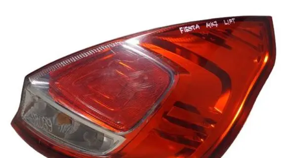 Ford Focus Rear/tail lights C1BB13404A